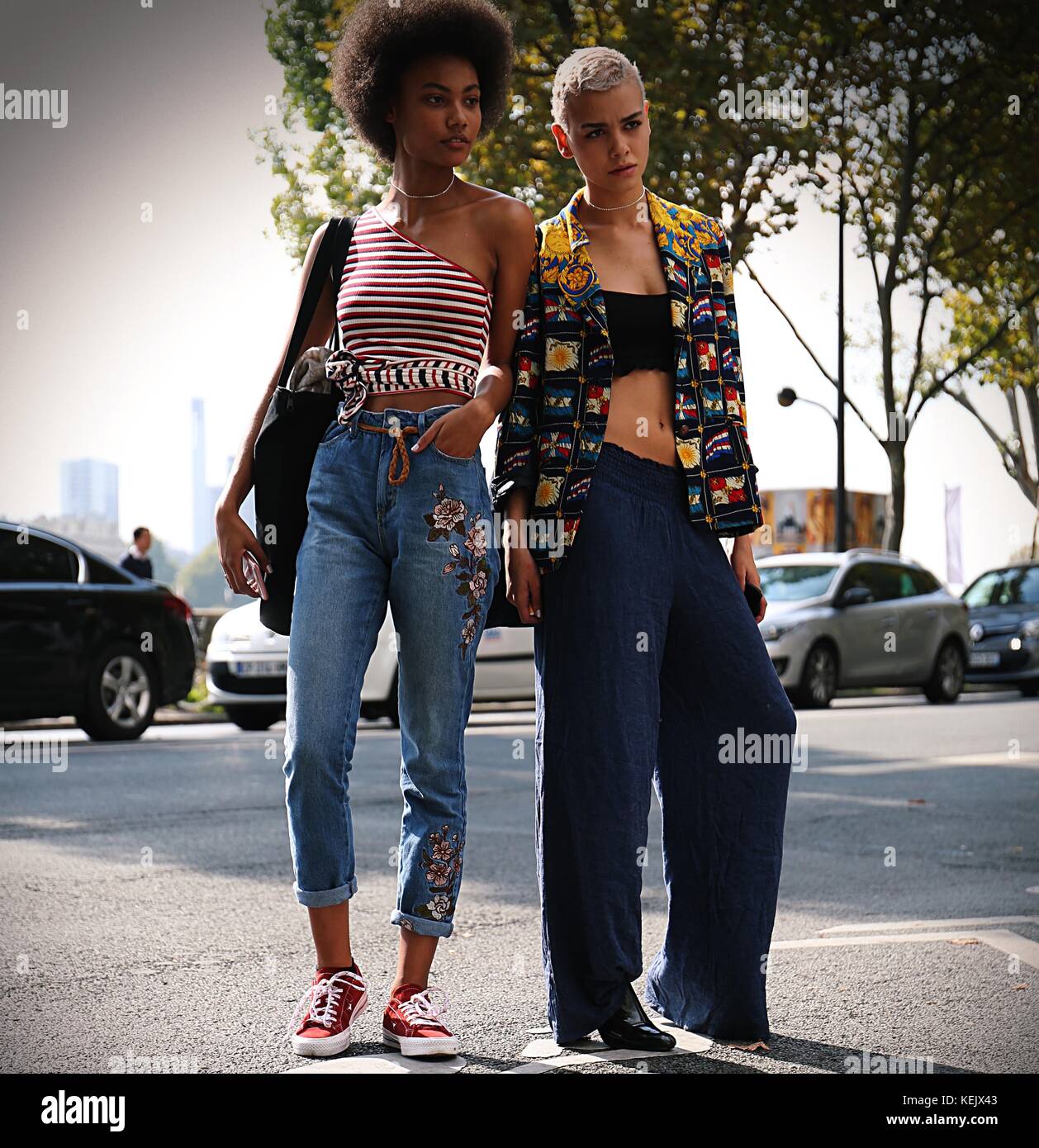 Paris, France. 26th Sep, 2017. Random women on the street during the ...