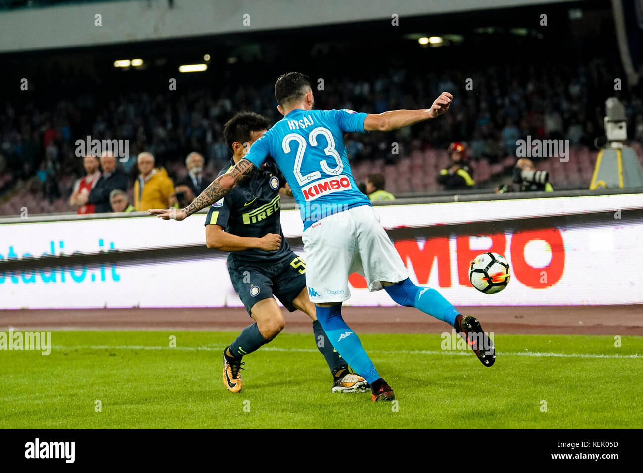 Napoli, Italy. 21st Oct, 2017. Naples - Italy 21/10/2017 ELSEID HYSAJ of S.S.C. NAPOLI and YUTO NAGATOMO of Inter fights for the ball during Serie A match between S.S.C. NAPOLI and Inter at Stadio San Paolo of Naples. Credit: Emanuele Sessa/Pacific Press/Alamy Live News Stock Photo