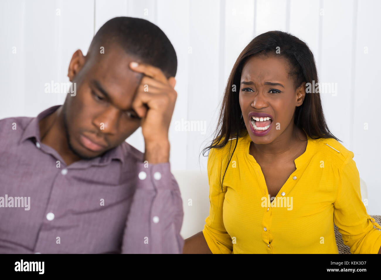 Woman ignore man hi-res stock photography and images - Alamy