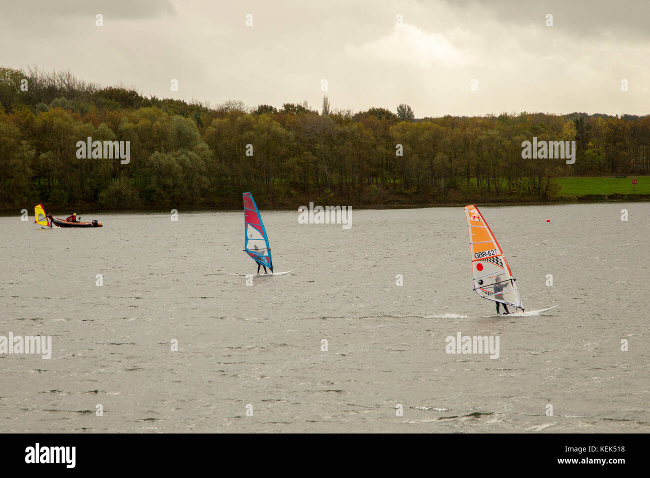 Wakefield. 21st Oct, 2017. UK Weather. Pugneys Watersports Centre and