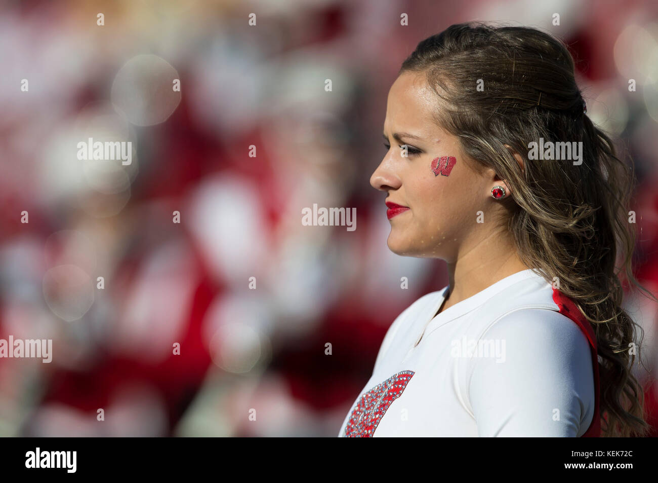 Madison, WI, USA. 21st Oct, 2017. Wisconsin dance team member entertains the crowd prior to the NCAA Football game between the Maryland Terrapins and the Wisconsin Badgers at Camp Randall Stadium in Madison, WI. Wisconsin defeated Maryland 38-18. John Fisher/CSM/Alamy Live News Stock Photo