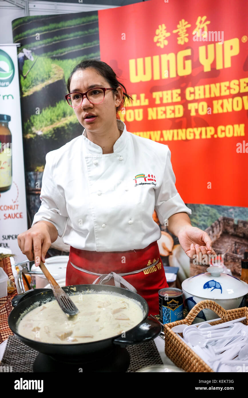 London, UK. 21st October, 2017. Emma Yip is a chef from Wing Yip Supermarket demo Thai Green Jackfruit Curry in less than ten minutes and you can buy all the ingredients at Wing Yip Supermarket Market Chinatown London at Olympia London on the 21st October 2017 Credit: See Li/Alamy Live News Stock Photo