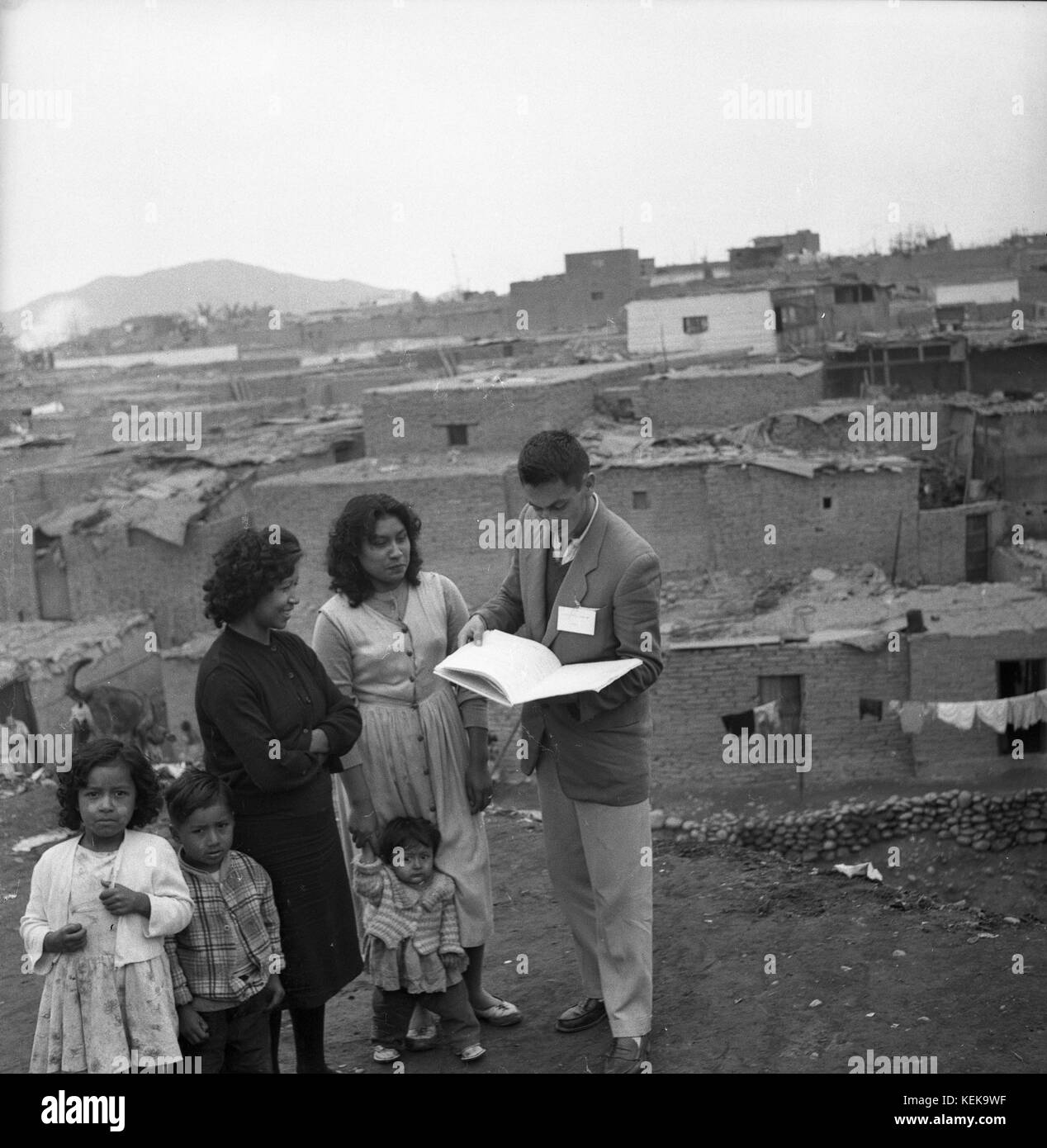 LIMA, 2 DE JULIO DE 1961 SE REALIZA EN LIMA EL CENSO NACIONAL. FOTO EL