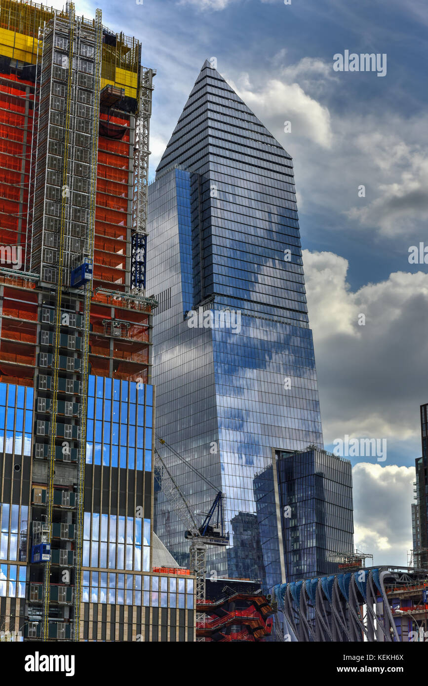 Office tower in the Hudson Yards in Manhattan, New York City Stock ...