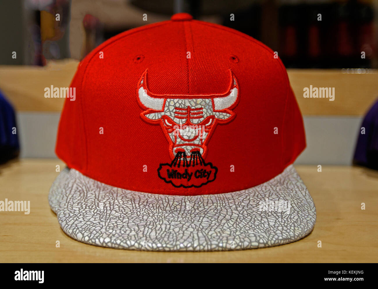 Chicago Bulls hat on sale in the NBA store in Manhattan Stock Photo - Alamy