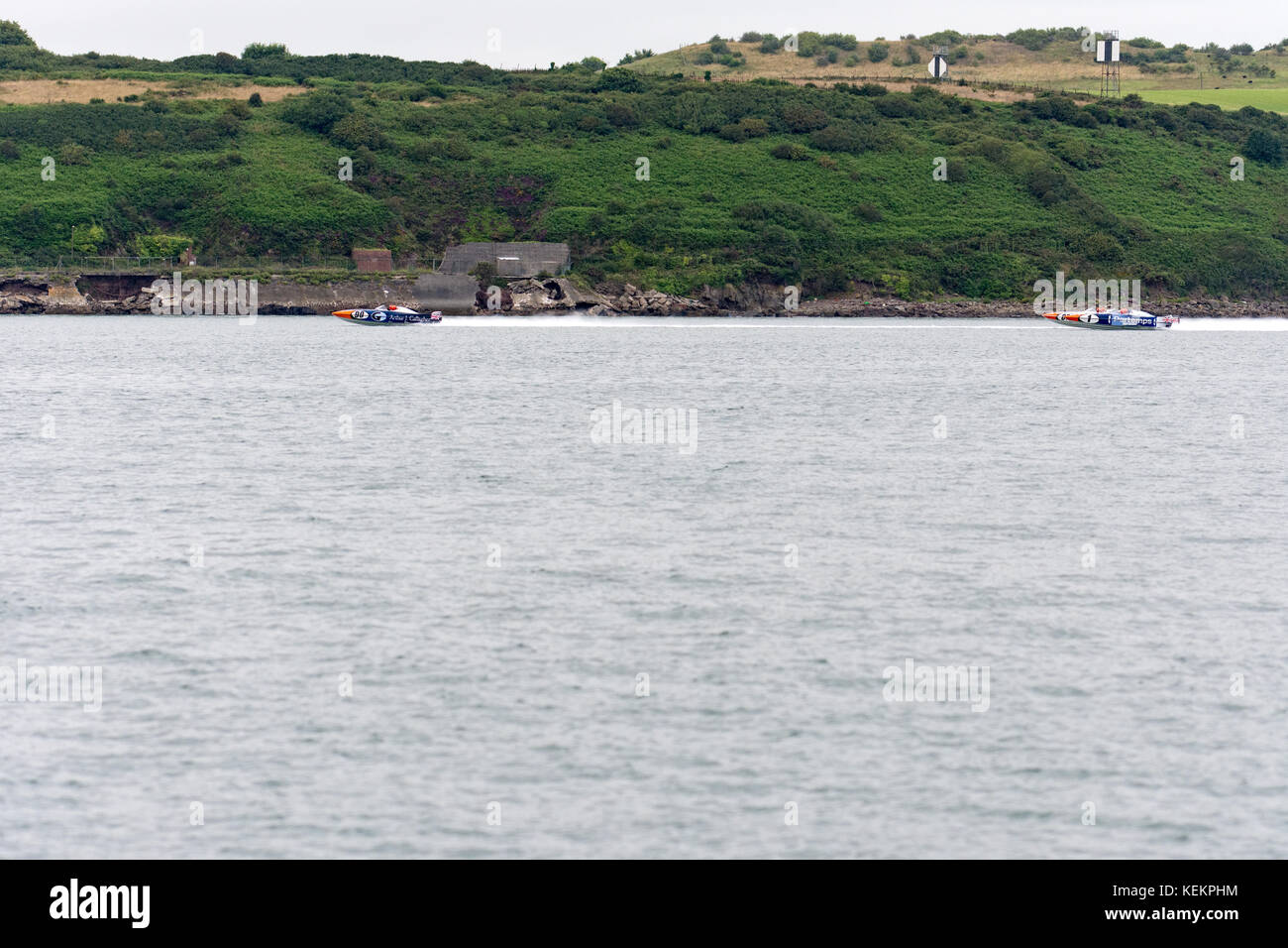 Powerboat racing on the calm waters of Milford Haven Stock Photo