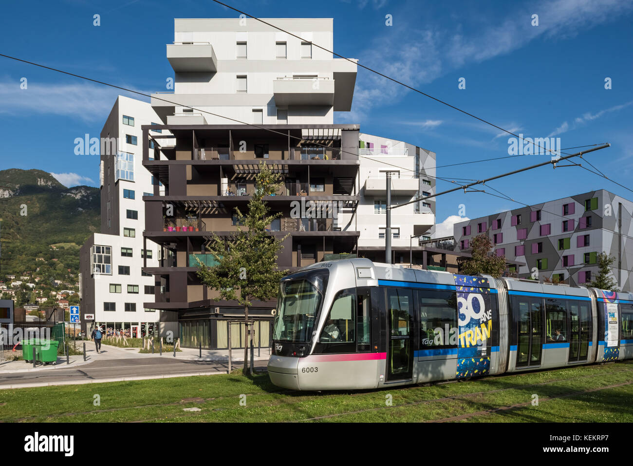 Grenoble, Tramway, Avenue des Martyrs Stock Photo Alamy