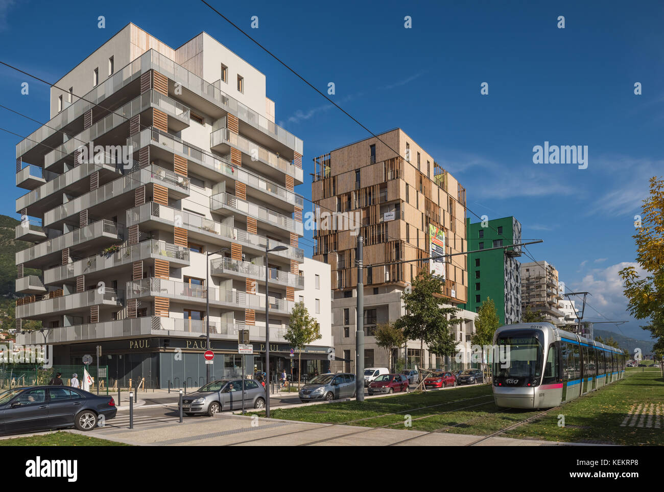Grenoble, Tramway, Avenue des Martyrs Stock Photo Alamy