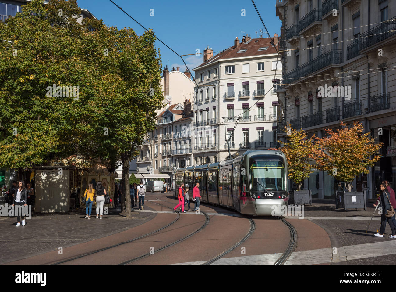 Grenoble, Tramway, Rue Felix Poulat Stock