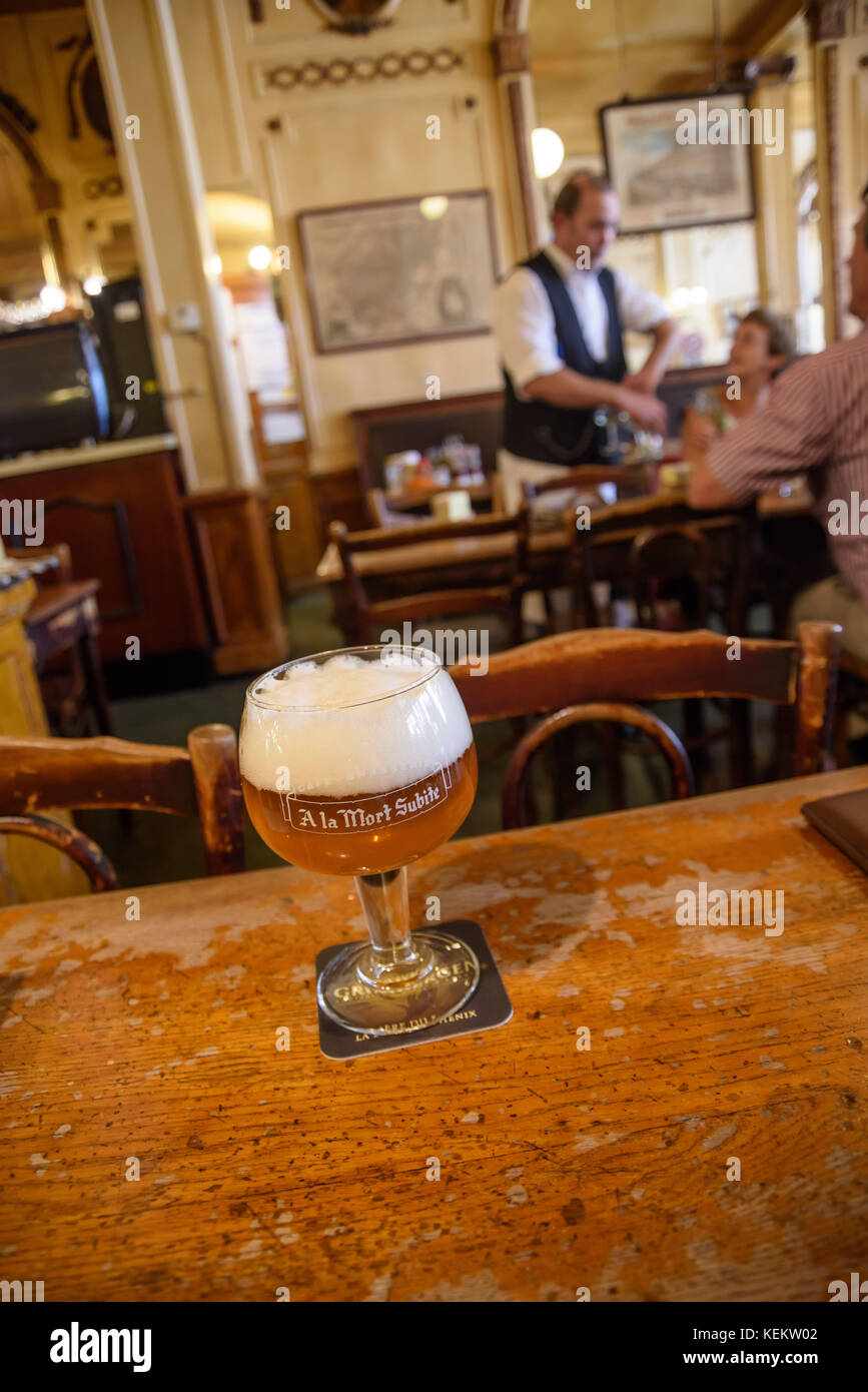 Brüssel, Bierkneipe A La Mort Subite - Brussels, Beer Bar A La Mort