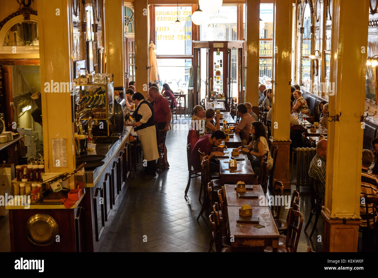 Brüssel, Bierkneipe A La Mort Subite - Brussels, Beer Bar A La Mort