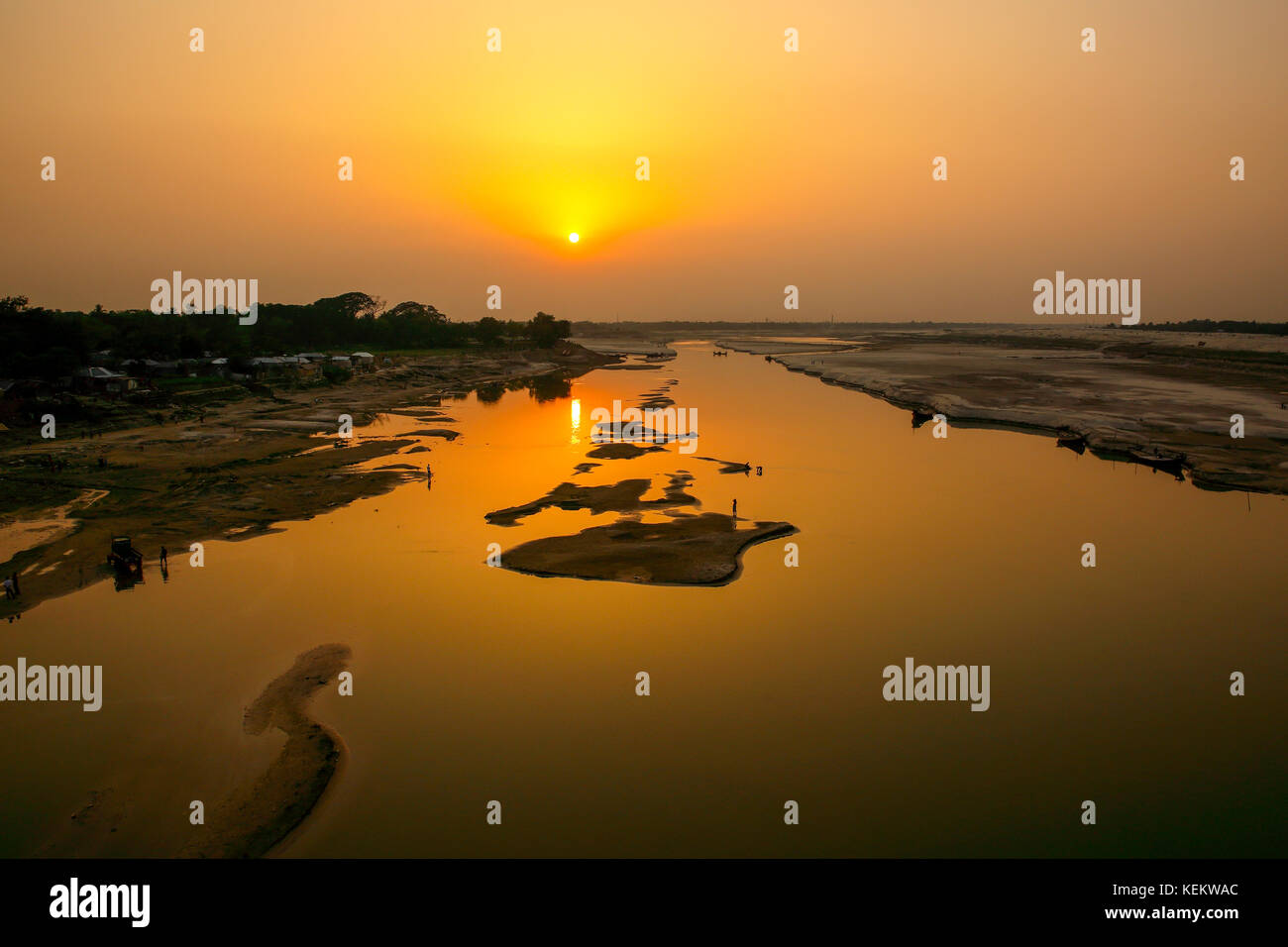 Sun set over the Gorai River in Kustia, Bangladesh Stock Photo Alamy