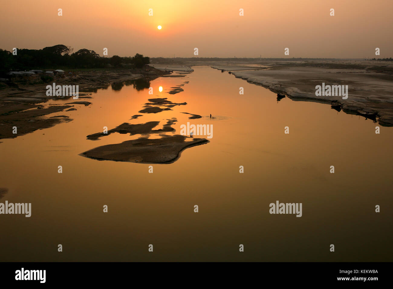 Sun set over the Gorai River in Kustia, Bangladesh Stock Photo Alamy