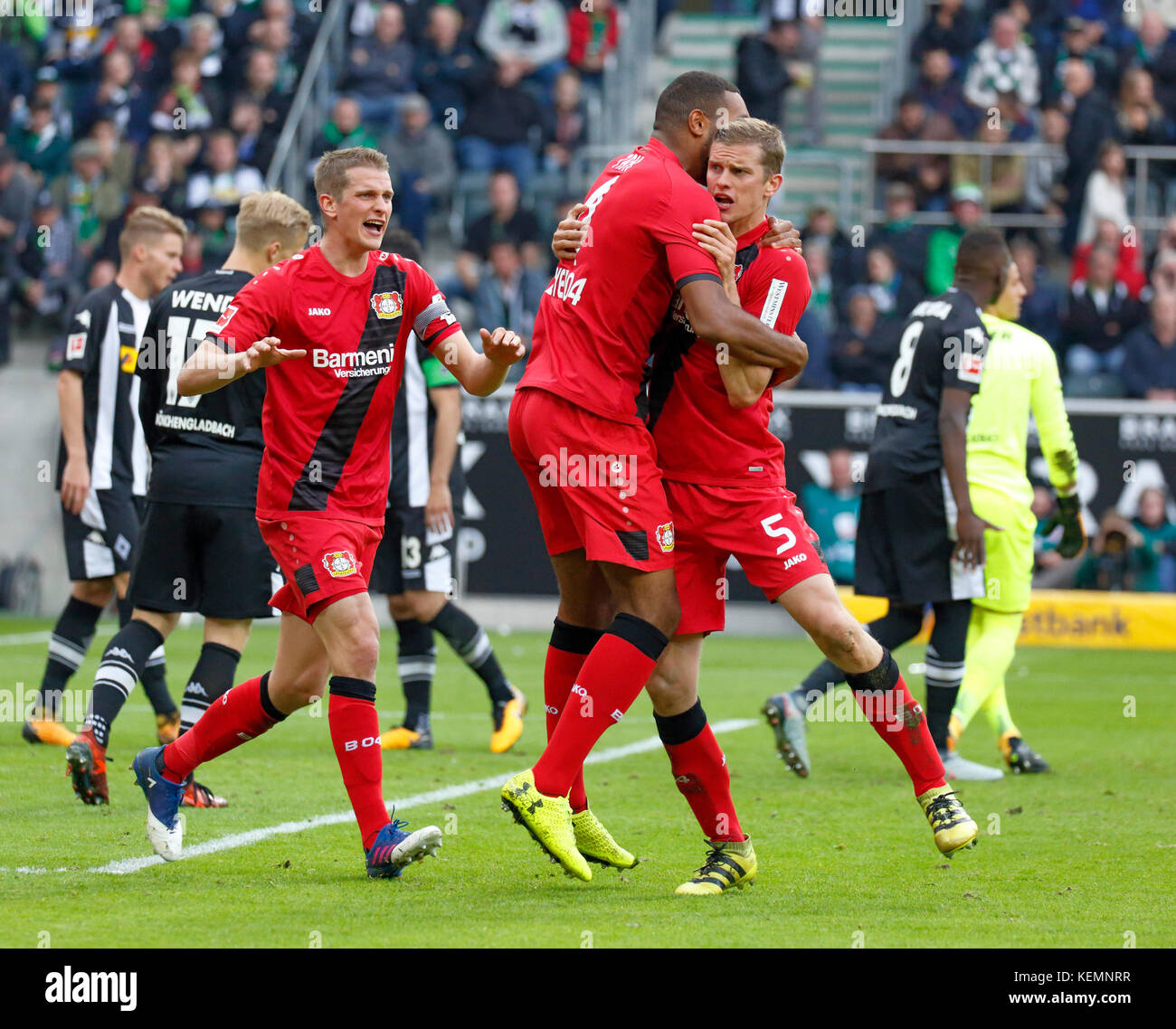 sports,football,Bundesliga,2017/2018,Borussia Moenchengladbach vs Bayer 04 Leverkusen 1:5,Stadium Borussia Park,rejoicing at the 1:1 equalizer goal,f.l.t.r. ahead f.l.t.r. Lars Bender (Bayer),Jonathan Tah (Bayer),Torschuetze Sven Bender (Bayer) Stock Photo