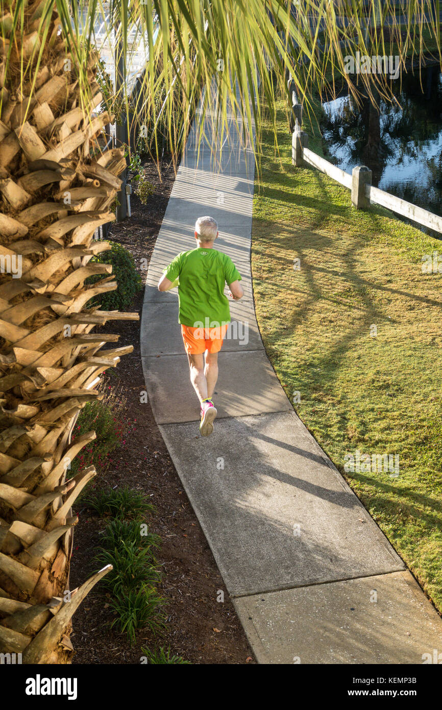 Caucasian senior male hi-res stock photography and images - Alamy