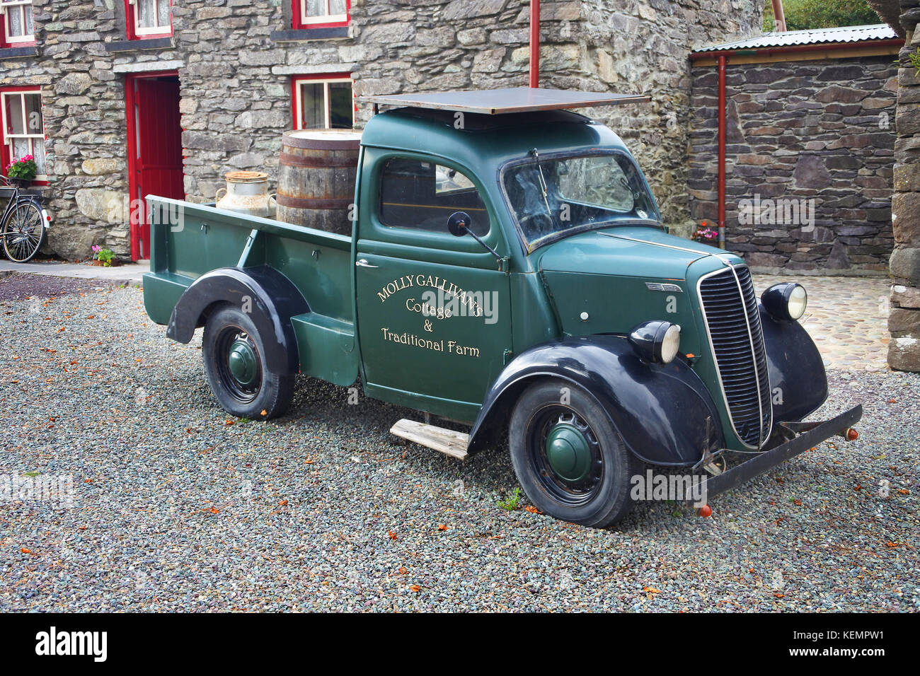Molly Gallivans Visitor Centre, Bonane, Kenmare, County Kerry, Ireland ...