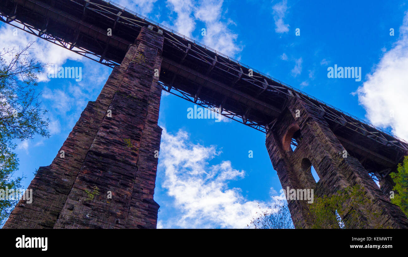 Historic grade 2 listed building, The railway bridge at St Pinnock Stock Photo