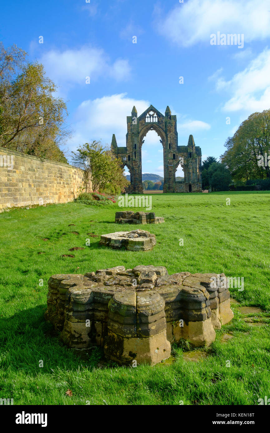 The ruins of the east end of a 14th century  Augustinian priory founded by the Bruce family, afterwards Kings of Scotland. Stock Photo