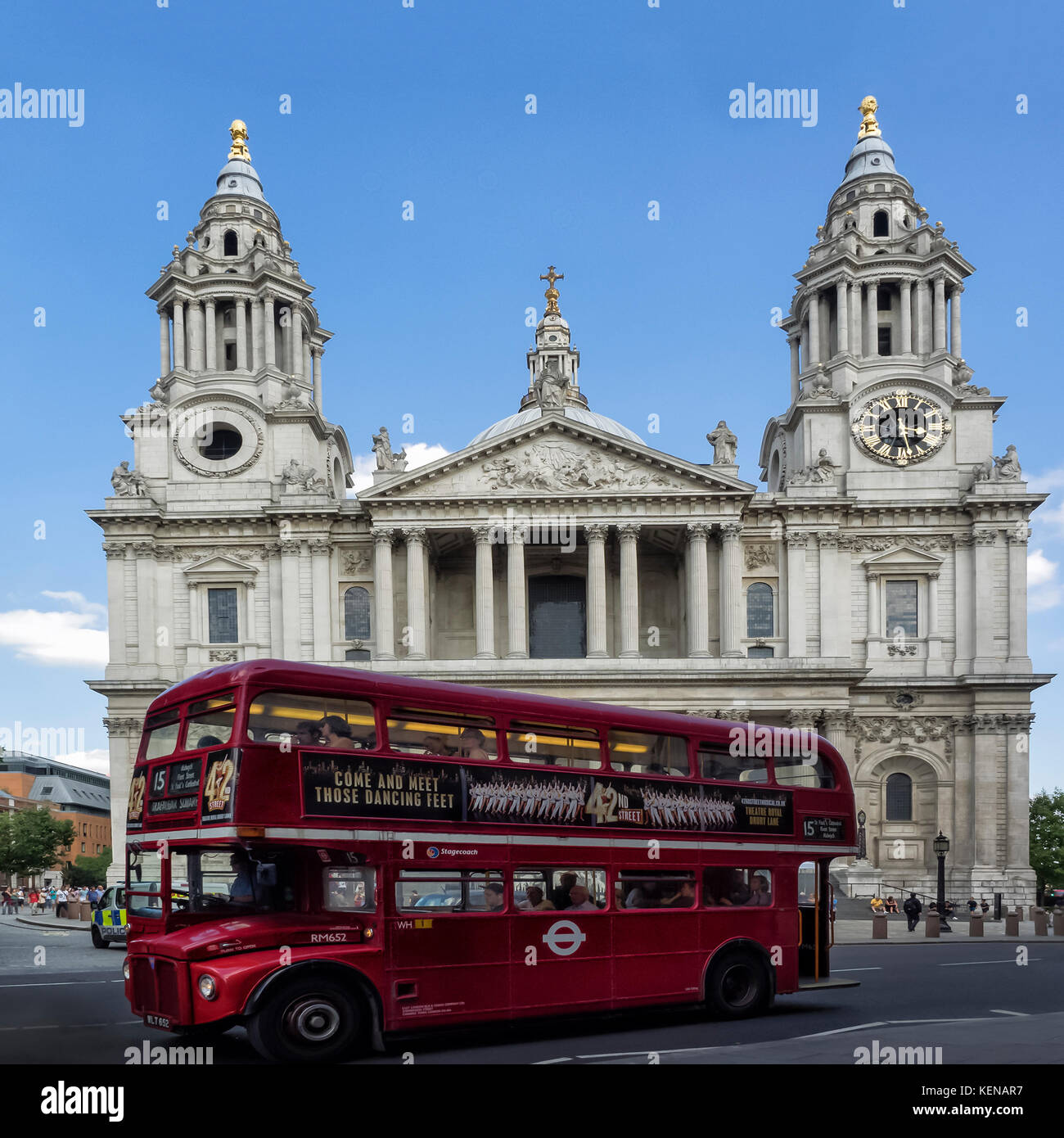 15 Bus High Resolution Stock Photography and Images - Alamy