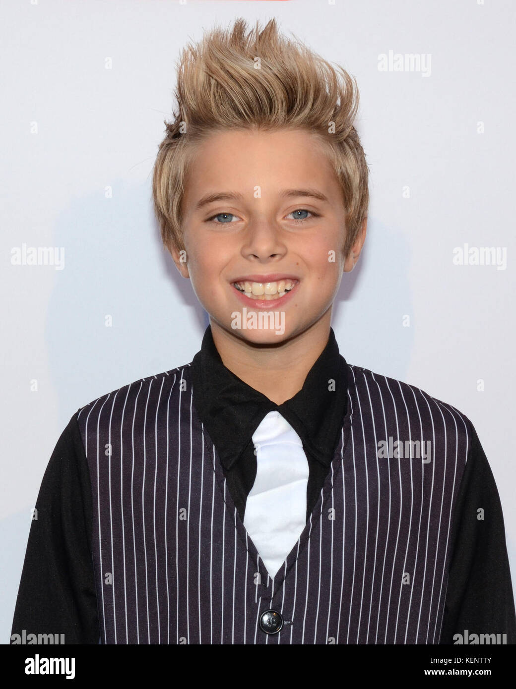 Los Angeles, California, USA. 21st Oct, 2017. GAVIN MAGNUS attends the StarStudded 