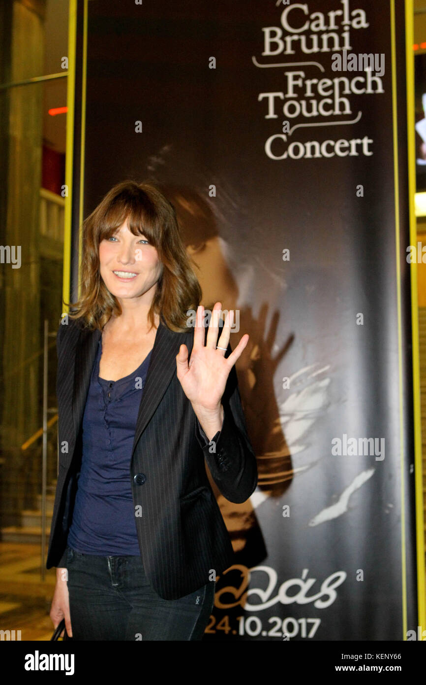 Athens, Greece. 22nd Oct, 2017. CARLA BRUNI poses for the photographers