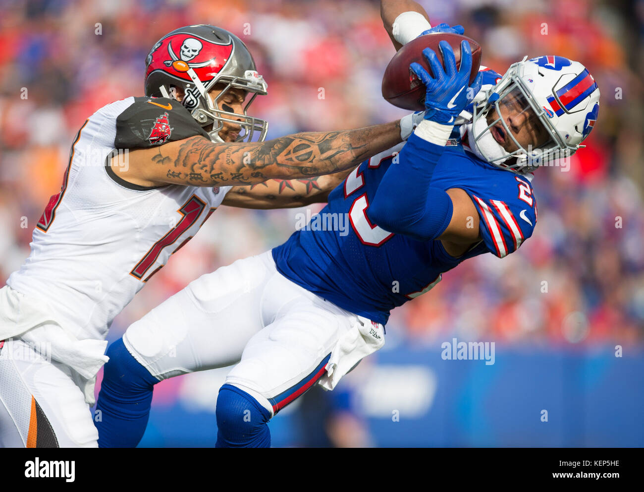 Buffalo Bills safety Micah Hyde (23) runs on the field during an NFL  football practice in Orchard Park, N.Y., Thursday, Jan. 12, 2023. (AP  Photo/Adrian Kraus Stock Photo - Alamy