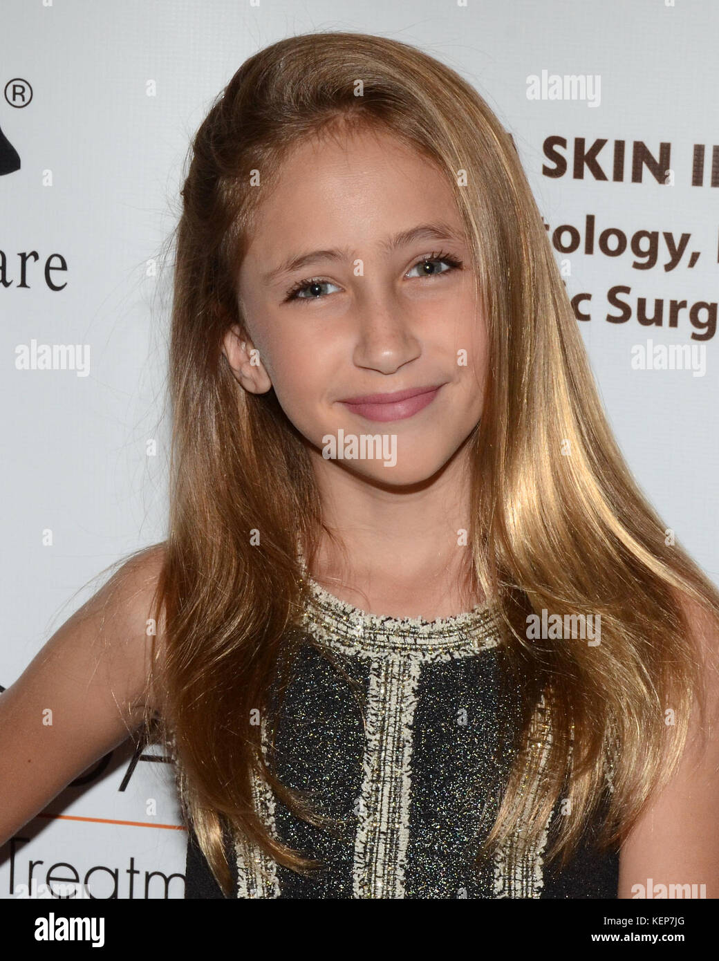 Los Angeles, California, USA. 22nd Oct, 2017. AVA KOLKER arrives for the 12th Annual Denim, Diamonds & Stars for Kids With Autism at the Thousand Oaks Four Seasons. Credit: Billy Bennight/ZUMA Wire/Alamy Live News Stock Photo
