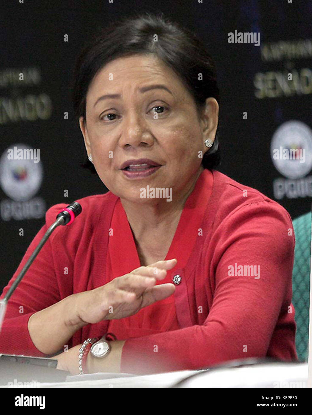 Cynthia villar hi-res stock photography and images - Alamy