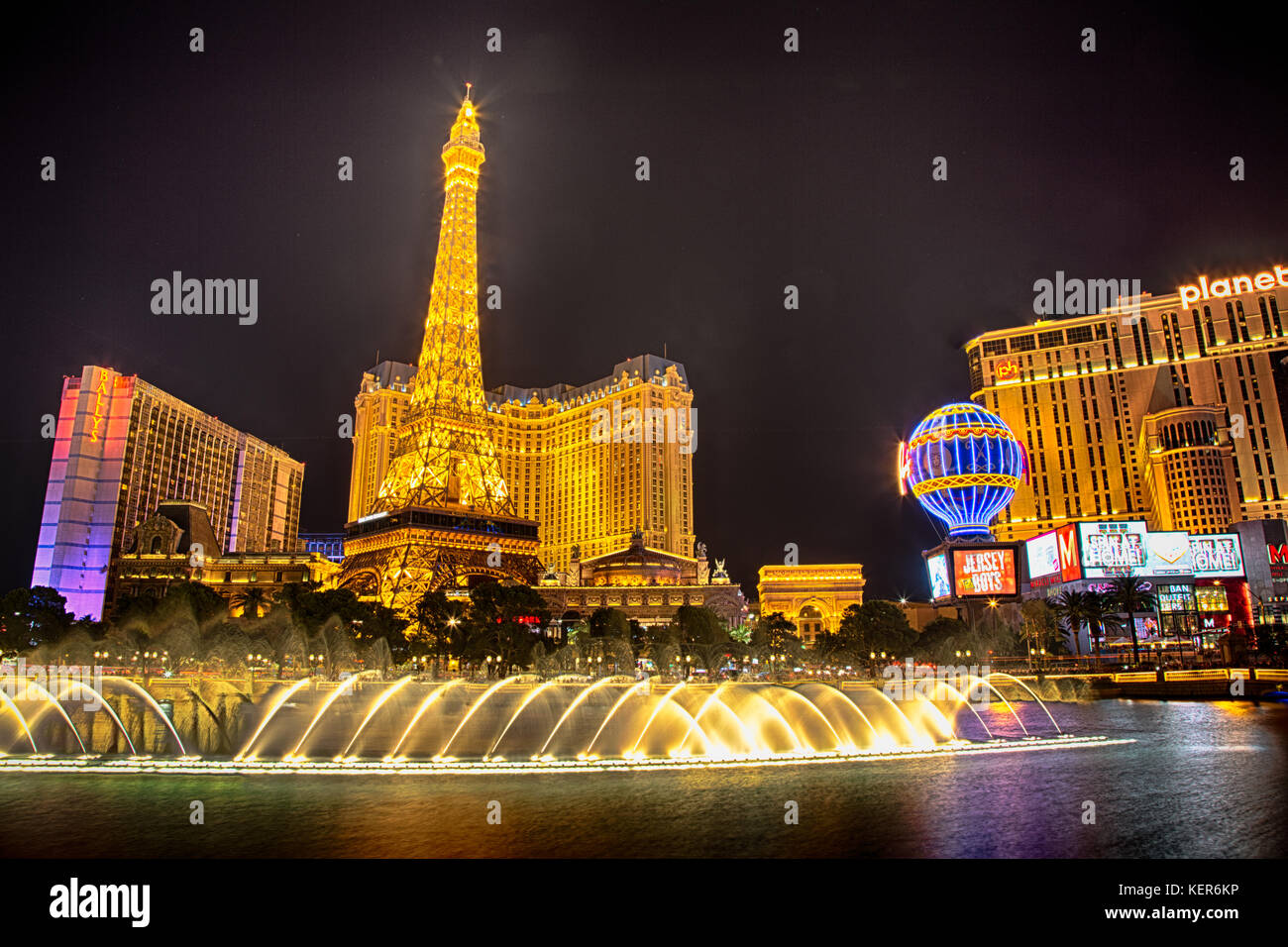 The Eiffel Tower Viewing Deck Paris Las Vegas NV, USA 10-03-18 The tower is  an icon of the city of Las Vegas Stock Photo - Alamy