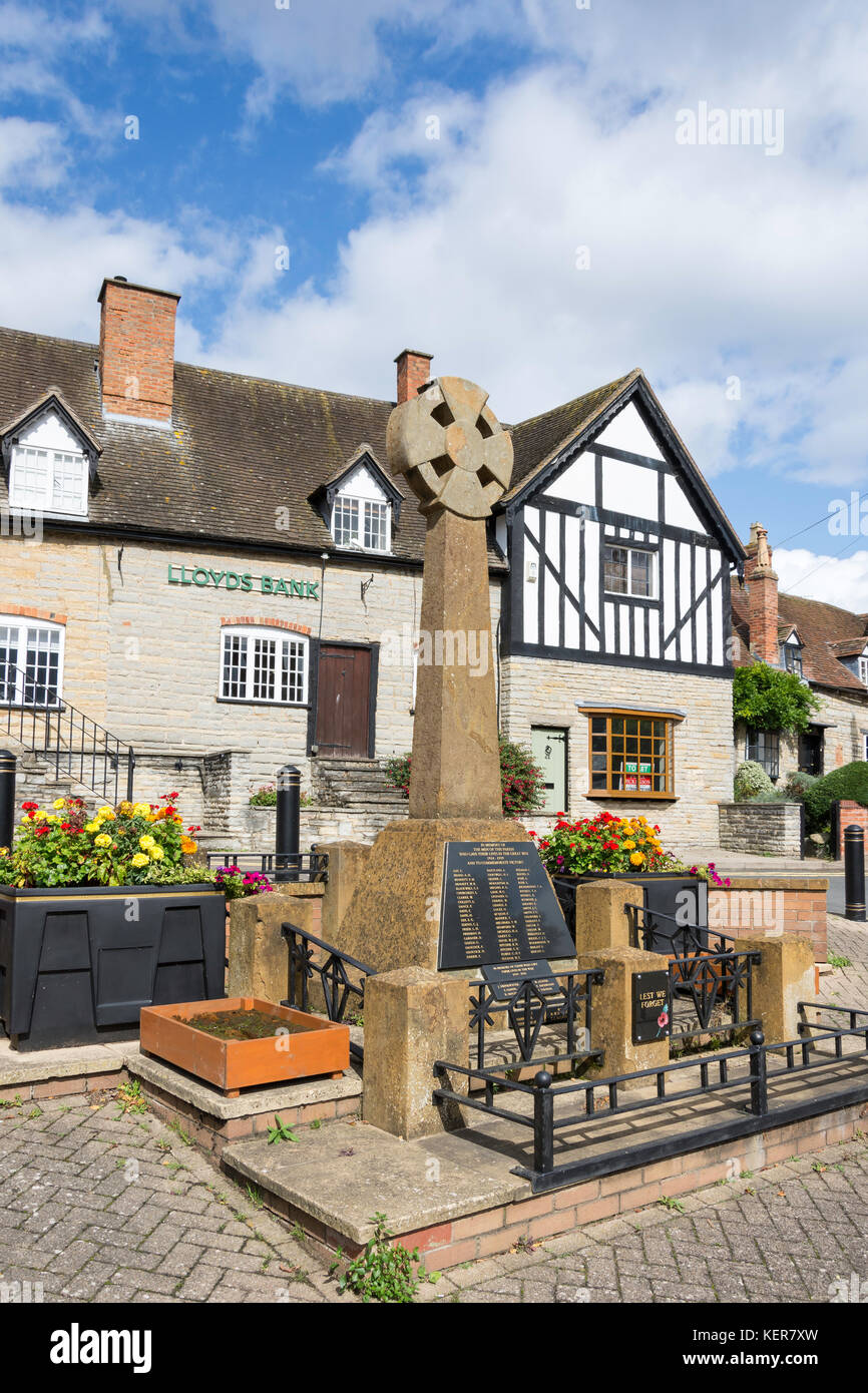 War memorial market square high street bidford on avon warwicksh hires stock photography and