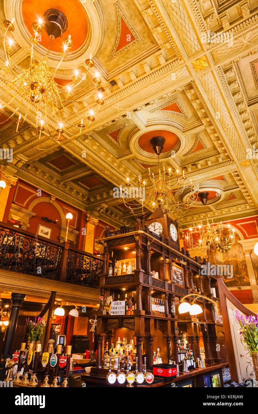 England, London, The City, Fleet Street, The Old Bank of England Pub, Interior View Stock Photo England, London, The City, Fleet Street, The Old Bank of England Pub, Interior View Stock Photo