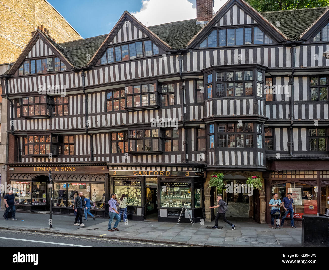STAPLE INN BUILDING, HIGH HOLBORN, LONDON:  Tudor Grade 1 Listed Building which is home of the and is the last surviving Inn of Chancery Stock Photo