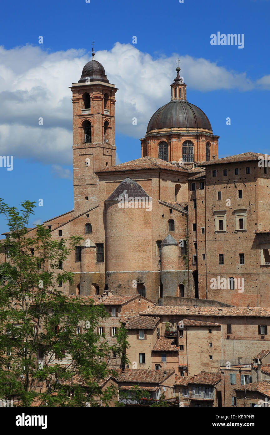 View of Urbino, with the Ducal Palace, Palazzo Ducale and the Cathedral, Marche, Italy Stock Photo