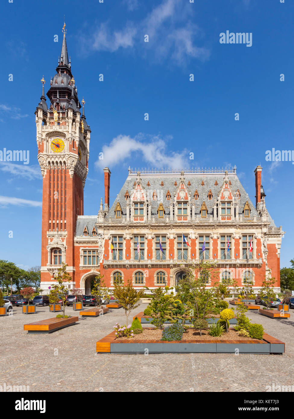 The historic town hall of Calais, France Stock Photo - Alamy