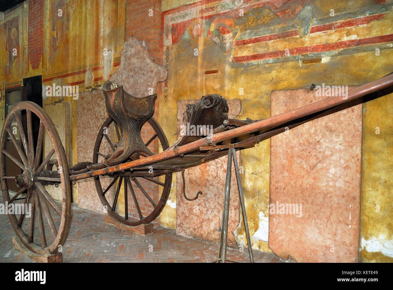 Museum of Bassano del Grappa, Veneto, Italy. A Padovanella.sec.XVIII. Padovanella is the ancestor of modern sulky. The museum is in the  ex Saint Francis monastery. Stock Photo
