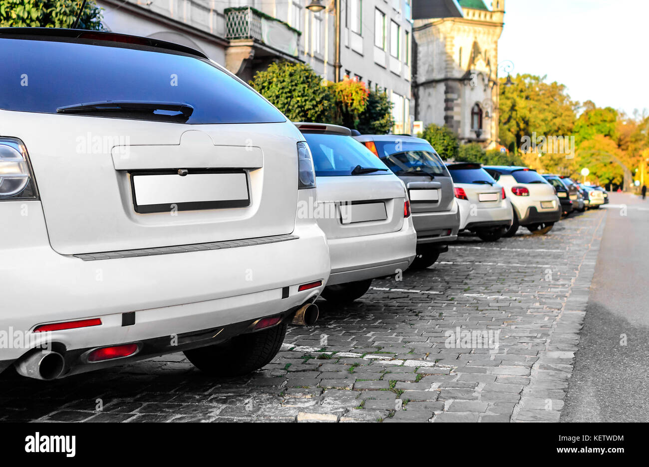 Blurred view parking lot cars hi-res stock photography and images - Alamy