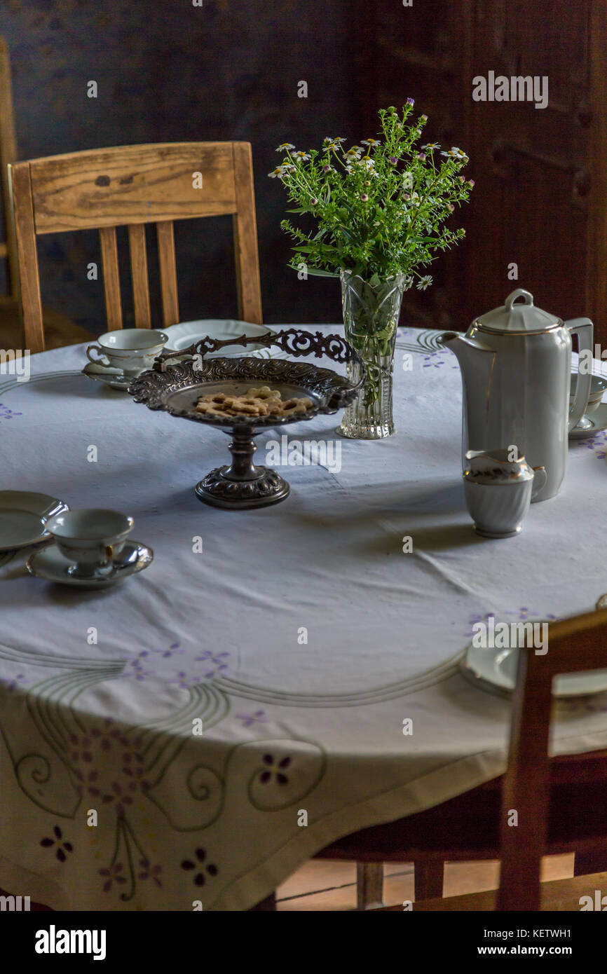 Table in living room Stock Photo - Alamy