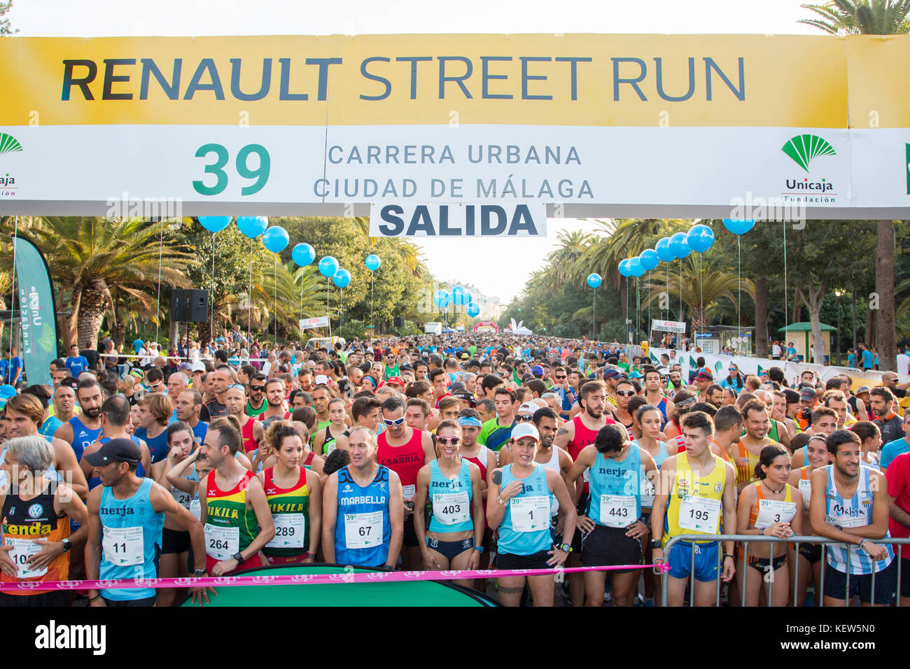 Malaga, Spain. 22nd Oct, 2017. Start line in '39 Carrera urbana ciudad de Malaga' in Malaga, Spain on October 22, 2017 Credit: Aitormmfoto/Alamy Live News Stock Photo