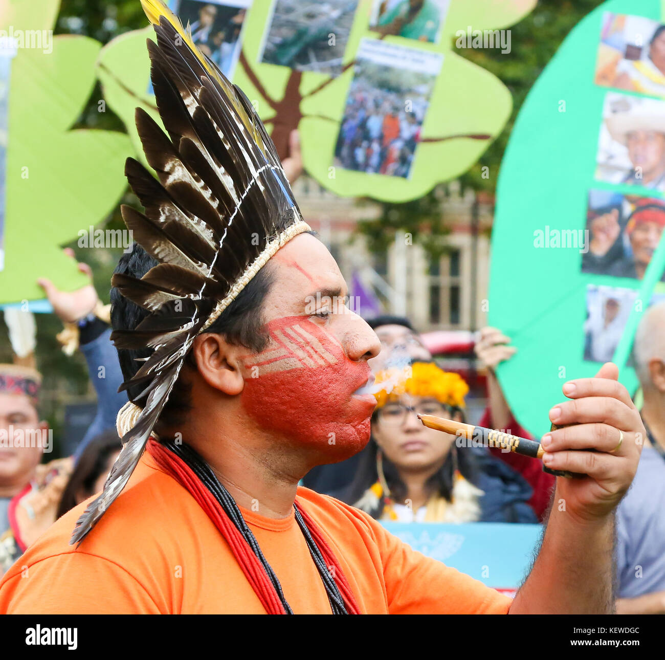 Parliament Square, London, Uk 24 Oct 2017 - A group of peoples from the forests of Mesoamerica, Amazonia, the Congo Basin and Southeast Asia visits a number of European counties. Credit: Dinendra Haria/Alamy Live News Stock Photo