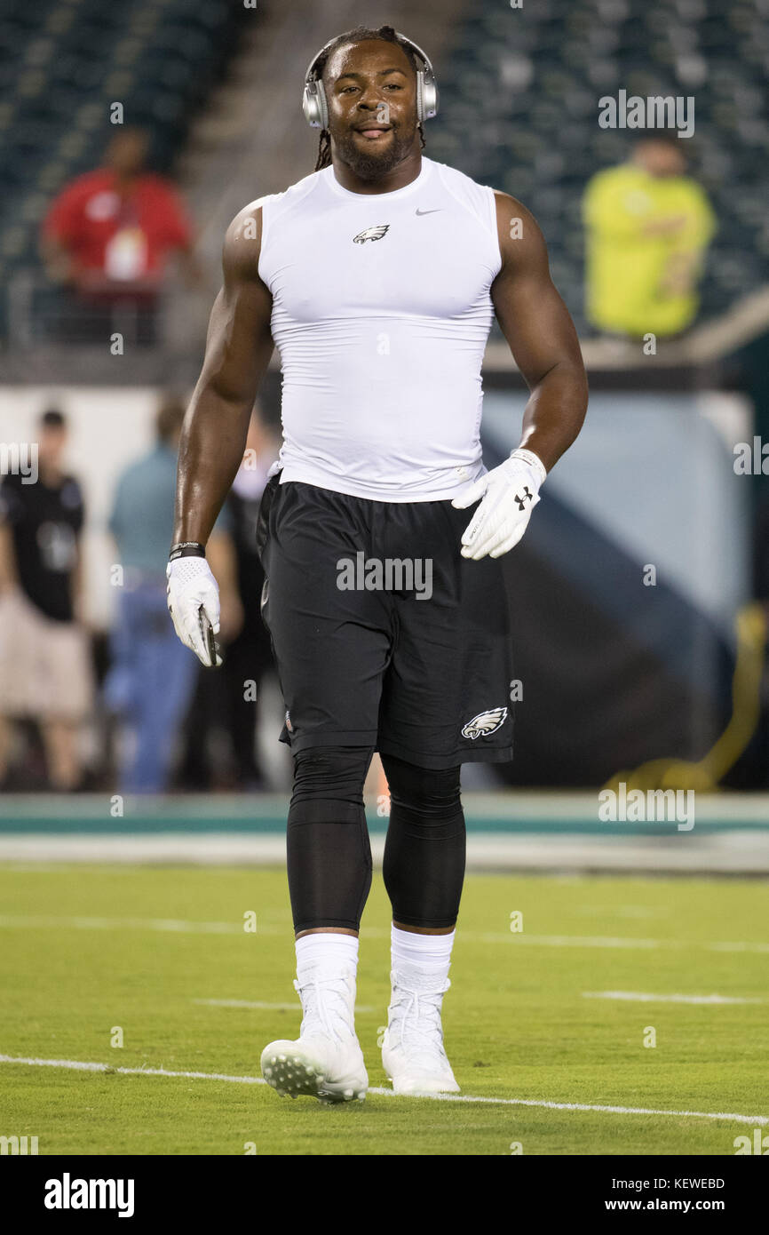 October 23, 2017: Philadelphia Eagles running back LeGarrette Blount (29)  looks on during warm-ups prior to the NFL game between the Washington  Redskins and the Philadelphia Eagles at Lincoln Financial Field in