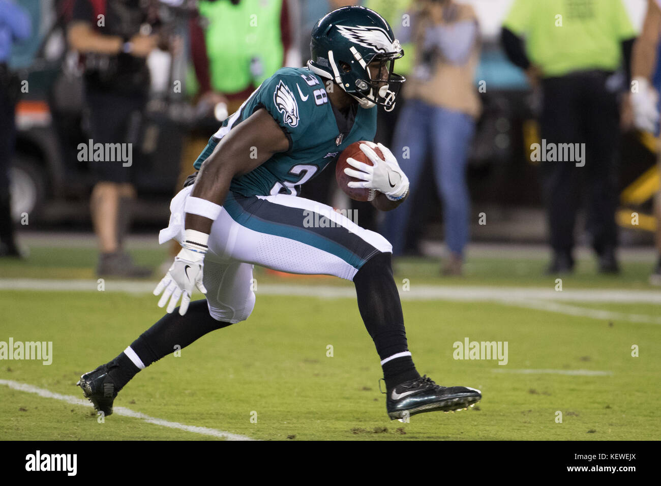 October 23, 2017 Philadelphia Eagles running back Kenjon Barner (38