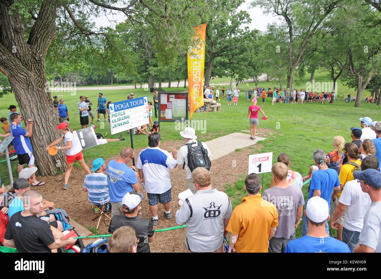 Disc golf drive on hole one Stock Photo Alamy