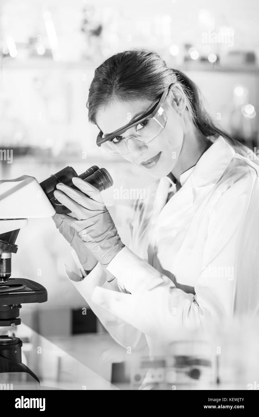 Female health care researchers working in scientific laboratory. Stock Photo