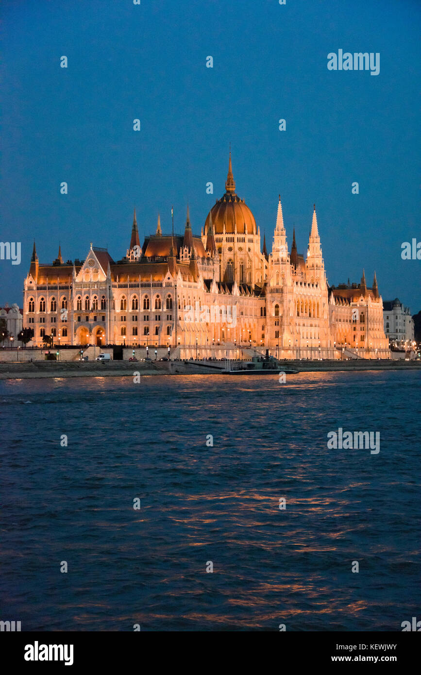 Vertical view of the Parliament Building at night in Budapest. Stock Photo