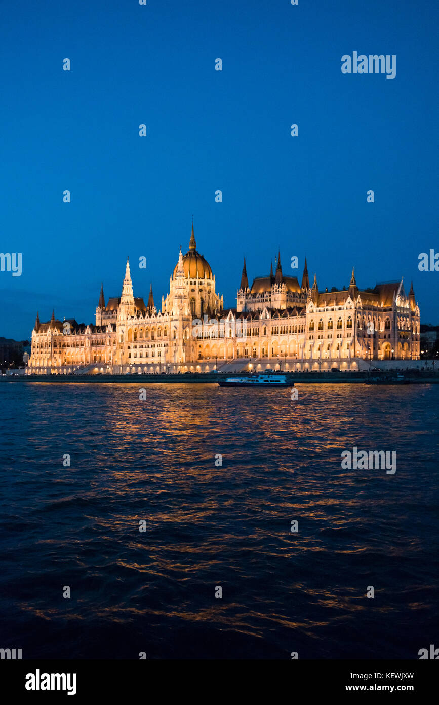Vertical view of the Parliament Building at night in Budapest. Stock Photo