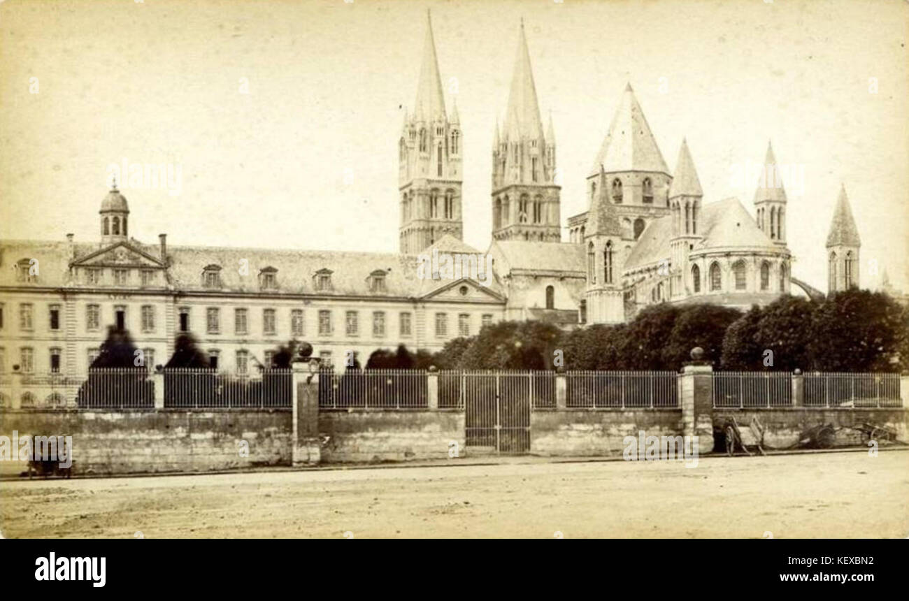 Carte Postale Ancienne Caen Le Grand Cours - Dos Non Divisé - Années 1900