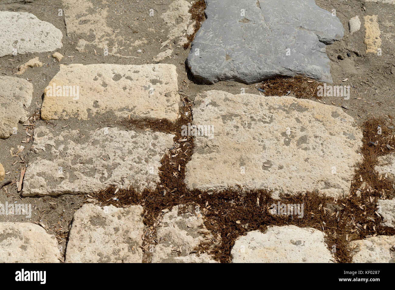 Texture of stone wall from small stones Stock Photo - Alamy