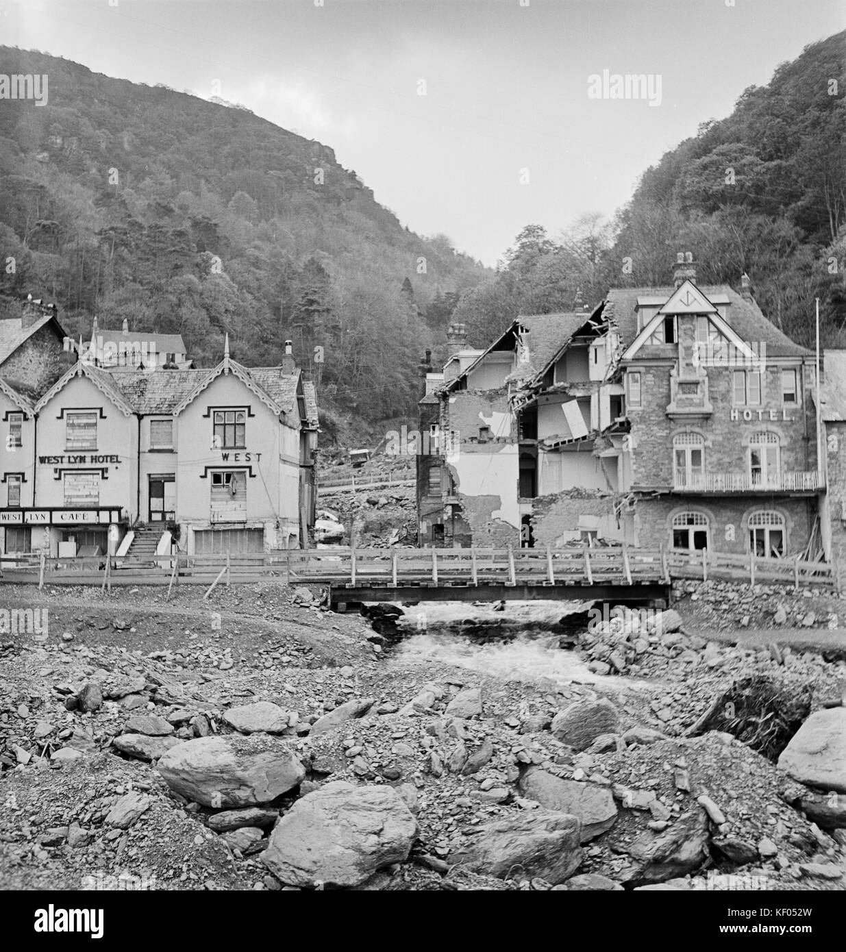 Lyn Valley Hotel, Lynmouth, Devon. A view of the hotel after the disasterous flood of 15/16 August 1952. Photographed in October 1952 by James Nelson  Stock Photo