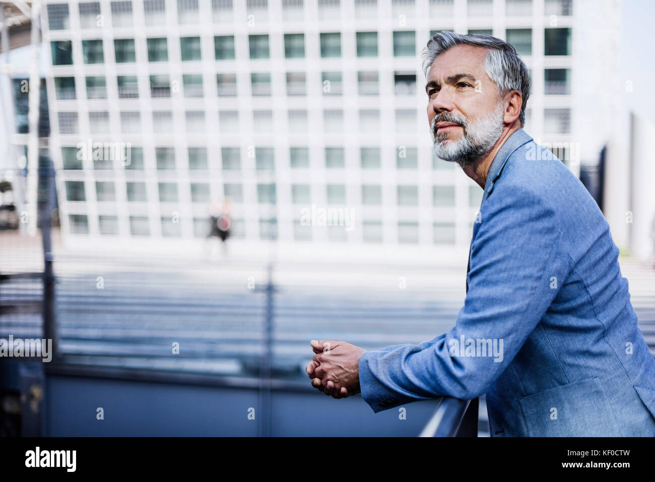 Portrait of confident businessman outdoors Stock Photo - Alamy