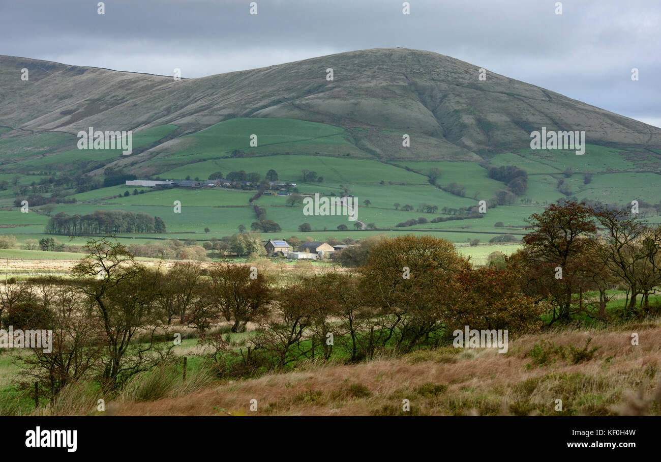 View Of Parlick Fell From Beacon Fell Country Park Preston Lancashire Stock Photo Alamy View Of Parlick Fell From Beacon Fell Country Park Preston Lancashire Stock Photo Alamy